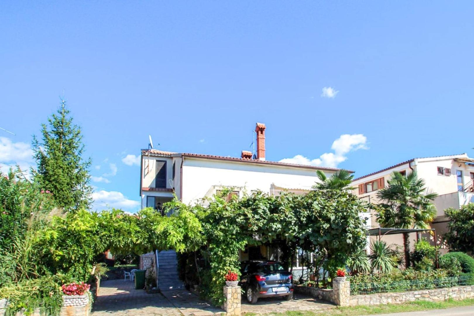 Mirjana Four Apartment Новиград Екстериор снимка